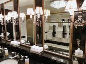 Общественные туалеты в Нью Йорке